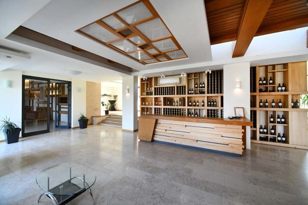 Villa Luxury Rooms - Wine Resort 斯梅代雷沃 外观 照片